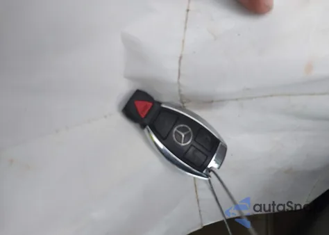 2013 Mercedes-Benz C 300 Luxury 4Matic/Sport 4Matic from USA, damaged, VIN WDDGF8AB4DR276720